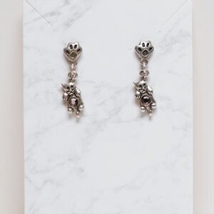 Vintage -Anni + Co - New sterling silver stud earrings, cat